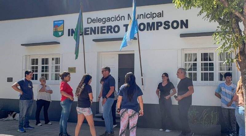 INGENIERO THOMPSON: SERVICIO DE TRANSPORTE ESCOLAR