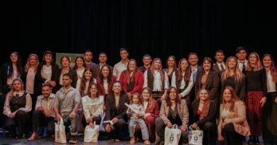🎓 ¡Más profesionales para el distrito! 🙌