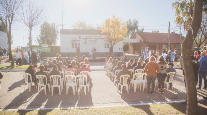 ACTO PROTOCOLAR POR EL 124° ANIVERSARIO DE INGENIERO THOMPSON