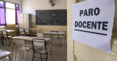 SIN CLASES: DOCENTES BONAERENSES PARAN EL MARTES EN RECLAMO DE MEJORES SALARIOS