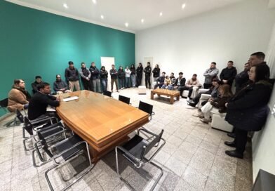 EL MUNICIPIO AVANZA EN EL RELEVAMIENTO DE POLICÍAS INTERESADOS EN ACCEDER A UNA VIVIENDA