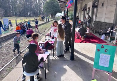 JORNADA LÚDICA Y ARTÍSTICA EN EL ANDÉN DE LA ESTACIÓN
