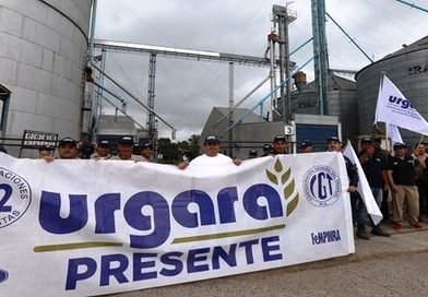 Caos en el puerto de Bahía Blanca: más de 400 camiones varados por un conflicto gremial