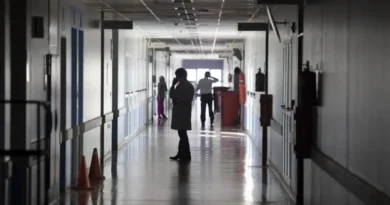 Extranjeros no residentes deberán pagar por la atención en hospitales nacionales