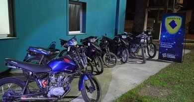 Trenque Lauquen: EL MUNICIPIO SECUESTRÓ OCHO MOTOS EN OPERATIVOS EN LA VÍA PÚBLICA POR RUIDOS NOCIVOS, MANIOBRAS TEMERARIAS Y FALTA DE DOCUMENTACIÓN