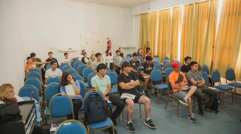 TERCER ENCUENTRO DEL CURSO DE MANEJO DE CAMIONES