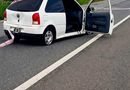 🚨ESCÁNDALO EN ARRECIFES: POLICÍAS BALEARON UN AUTO Y DOS JÓVENES DE PERGAMINO ESTÁN GRAVEMENTE HERIDAS