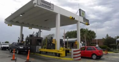 Trenque Lauquen:  Peaje Ruta nº5: Mañana un grupo de docentes se reúne con el Intendente, mientras los vecinos de Beruti definen la fecha para otra movilización hasta la cabina
