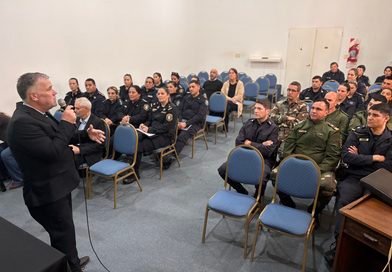 CAPACITACIÓN PARA EL PERSONAL POLICIAL