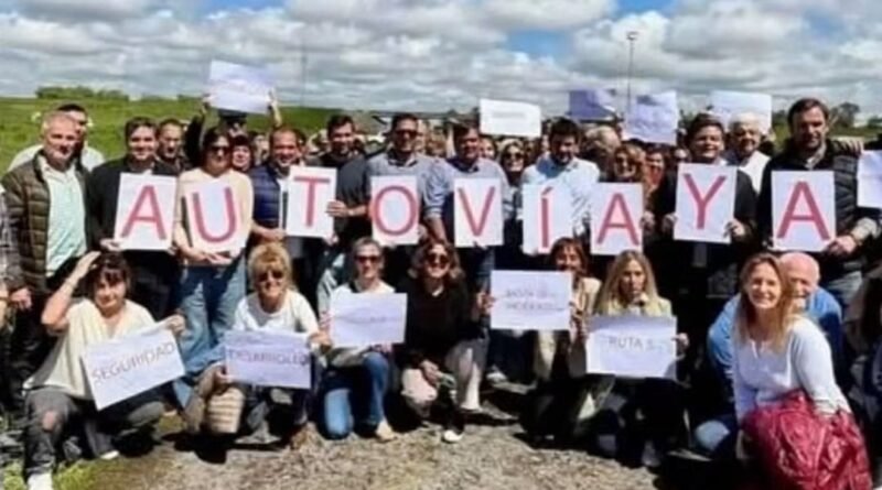 Intendentes, legisladores y otros dirigentes de la región se unen para trabajar por al Autovía de la Ruta 5